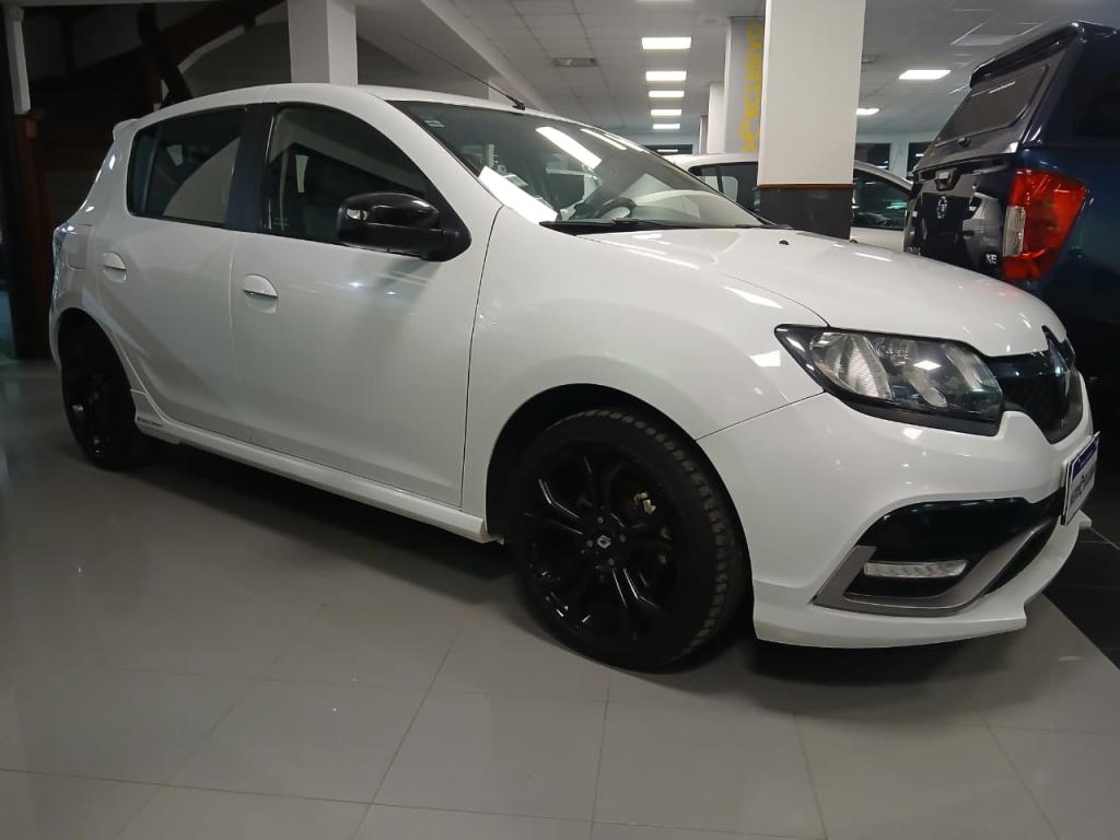 RENAULT NUEVO SANDERO RS 2016
